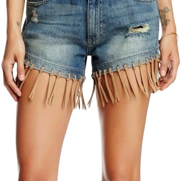 DL1961 IVY HIGH RISE FRINGED HEM DISTRESSED DENIM JEAN SHORTS **NWT** - Picture 7 of 12